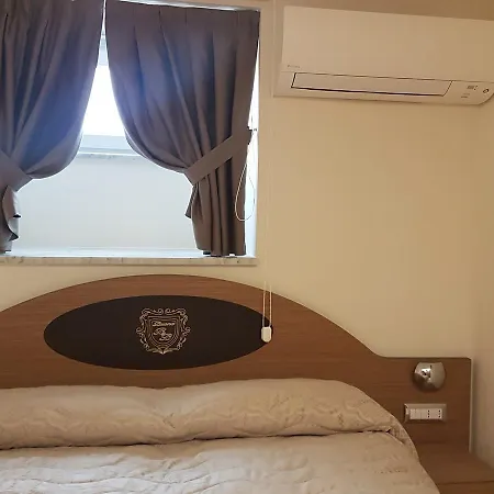 Buono Oda ve Kahvaltı 4*