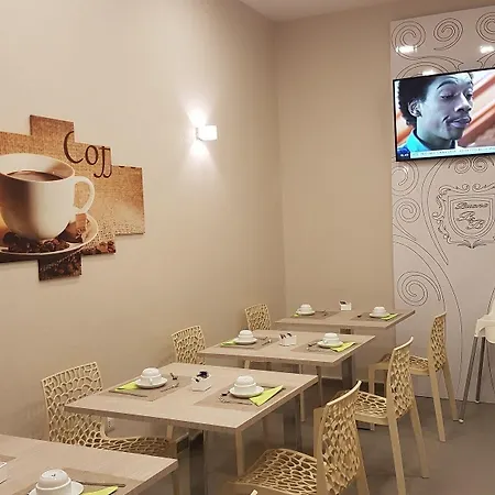 ベッド・アンド・ブレックファスト Buono ナポリ